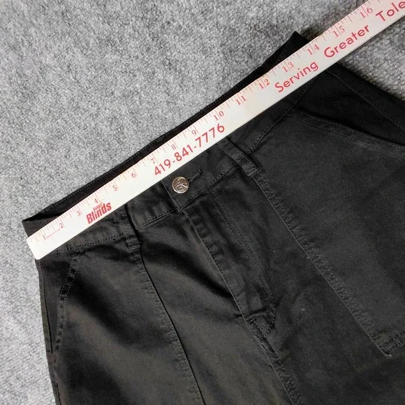 Barrel Cargo Pants Black Jeans Womens Size MEDIUM 28x26 Pockets - Picture 8 of 12